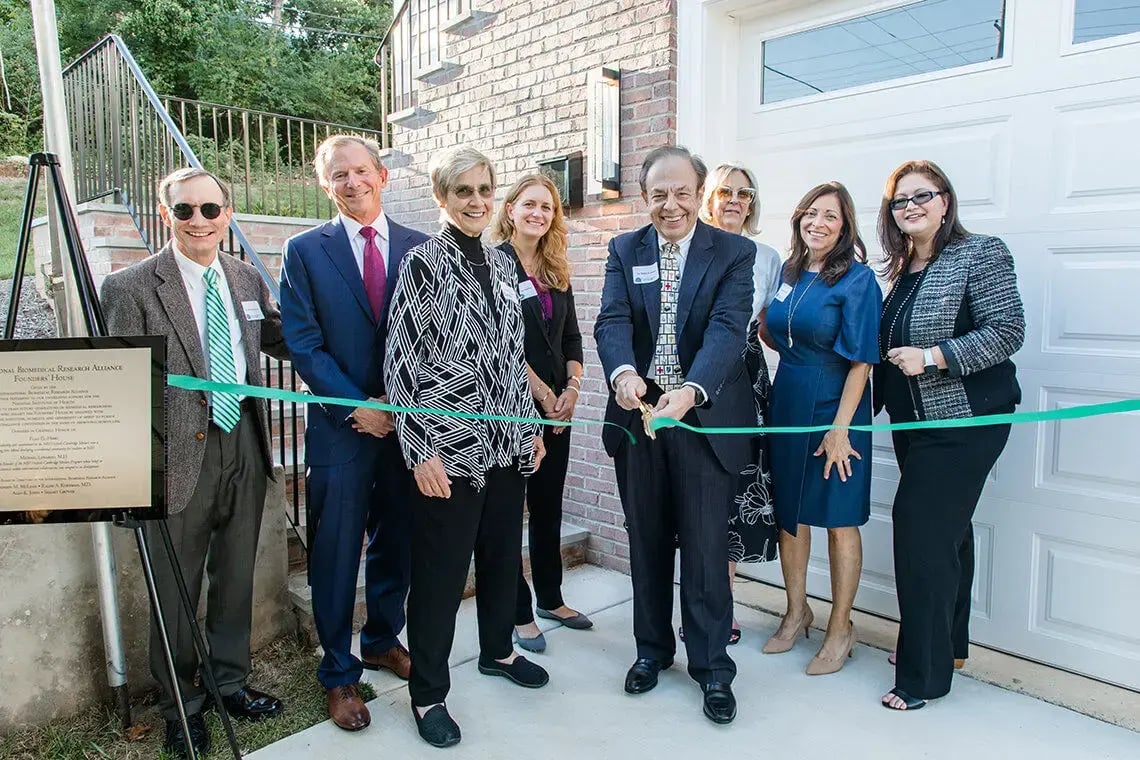 20221014-IBRA-Dedication-FAES-ribboncut-1