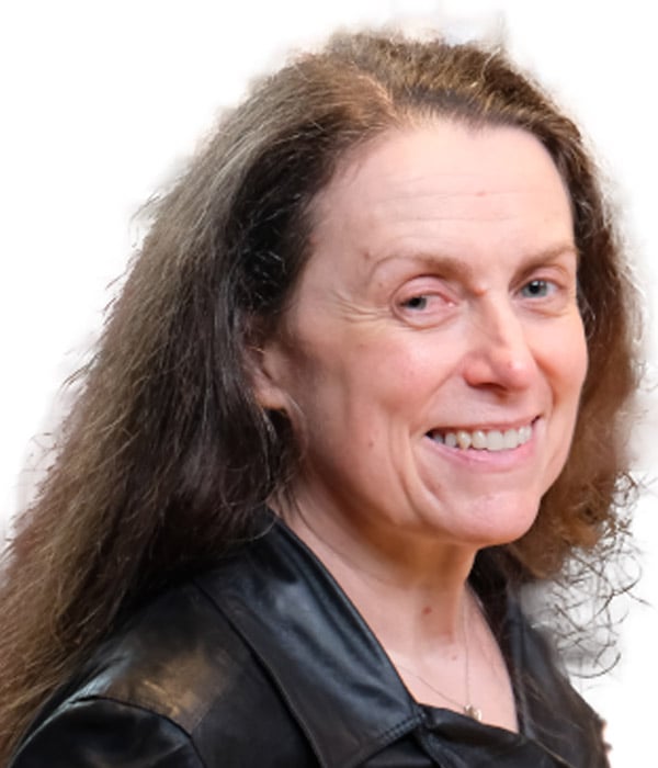 Claire-Bryant-700x600-1