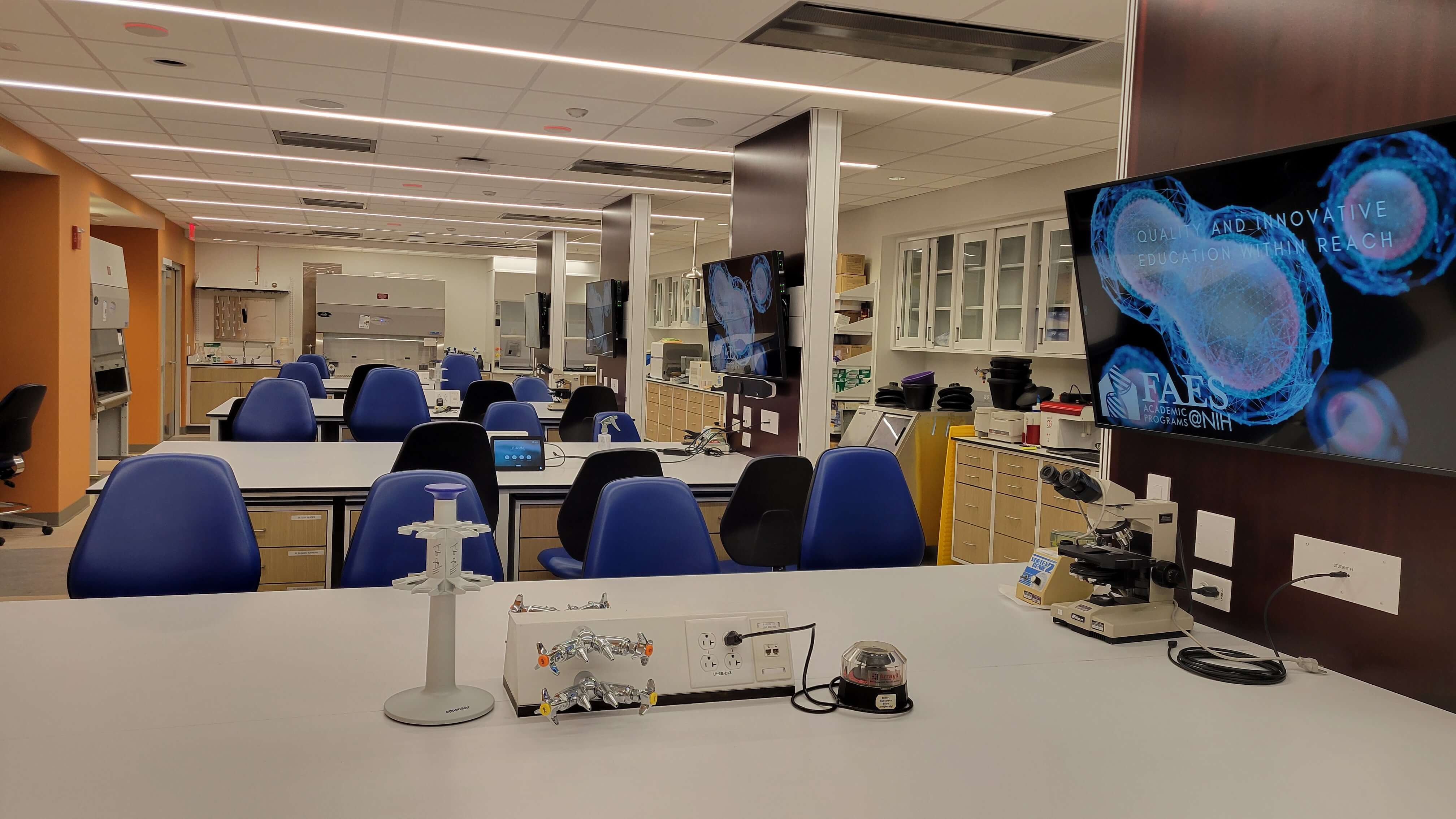 _Primary-Lab-1